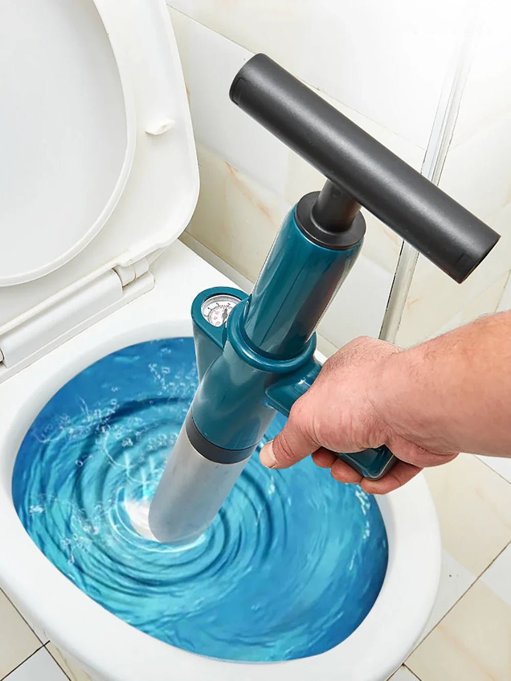 Déboucheur toilette : Les meilleurs outils pour un WC impeccable - Clean Flush WC