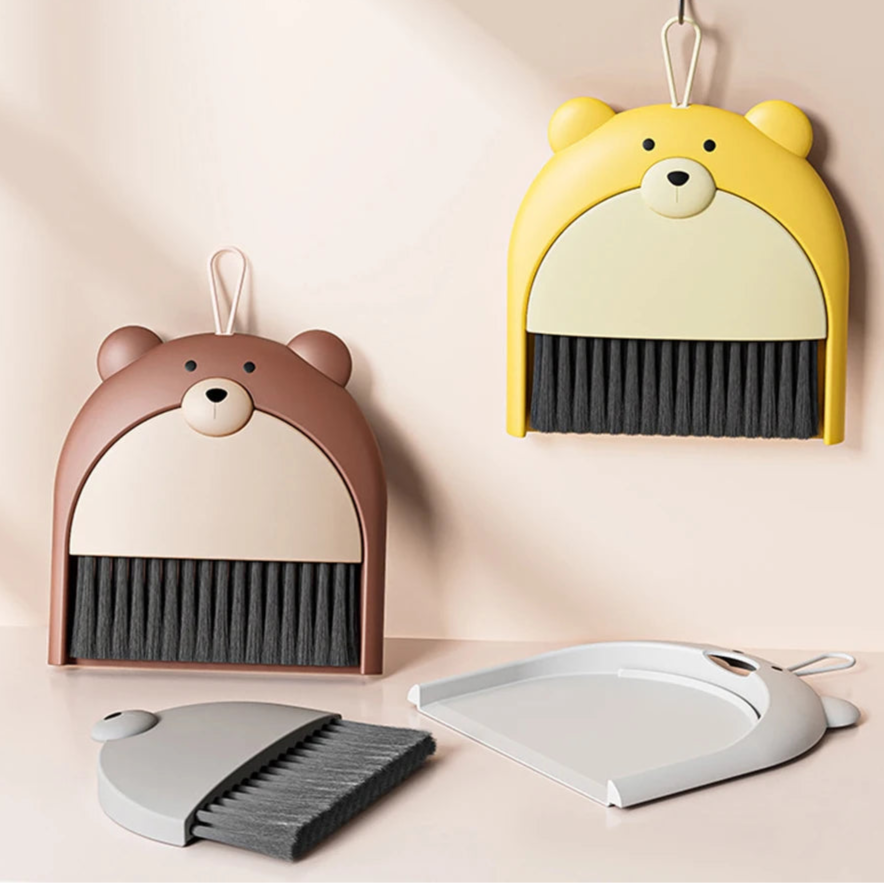 Mini Balai Pelle affiche